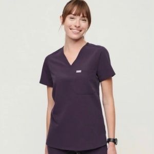 Figs 1 pocket Catalina scrub top- purple shadow.